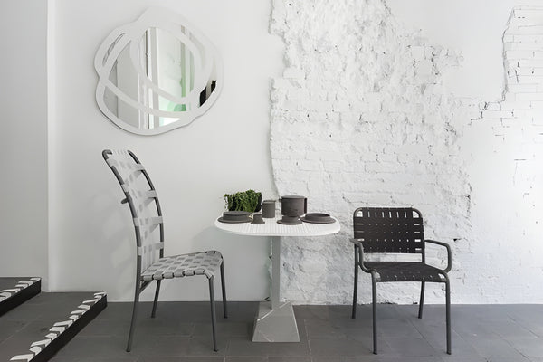 Inout Chair 855