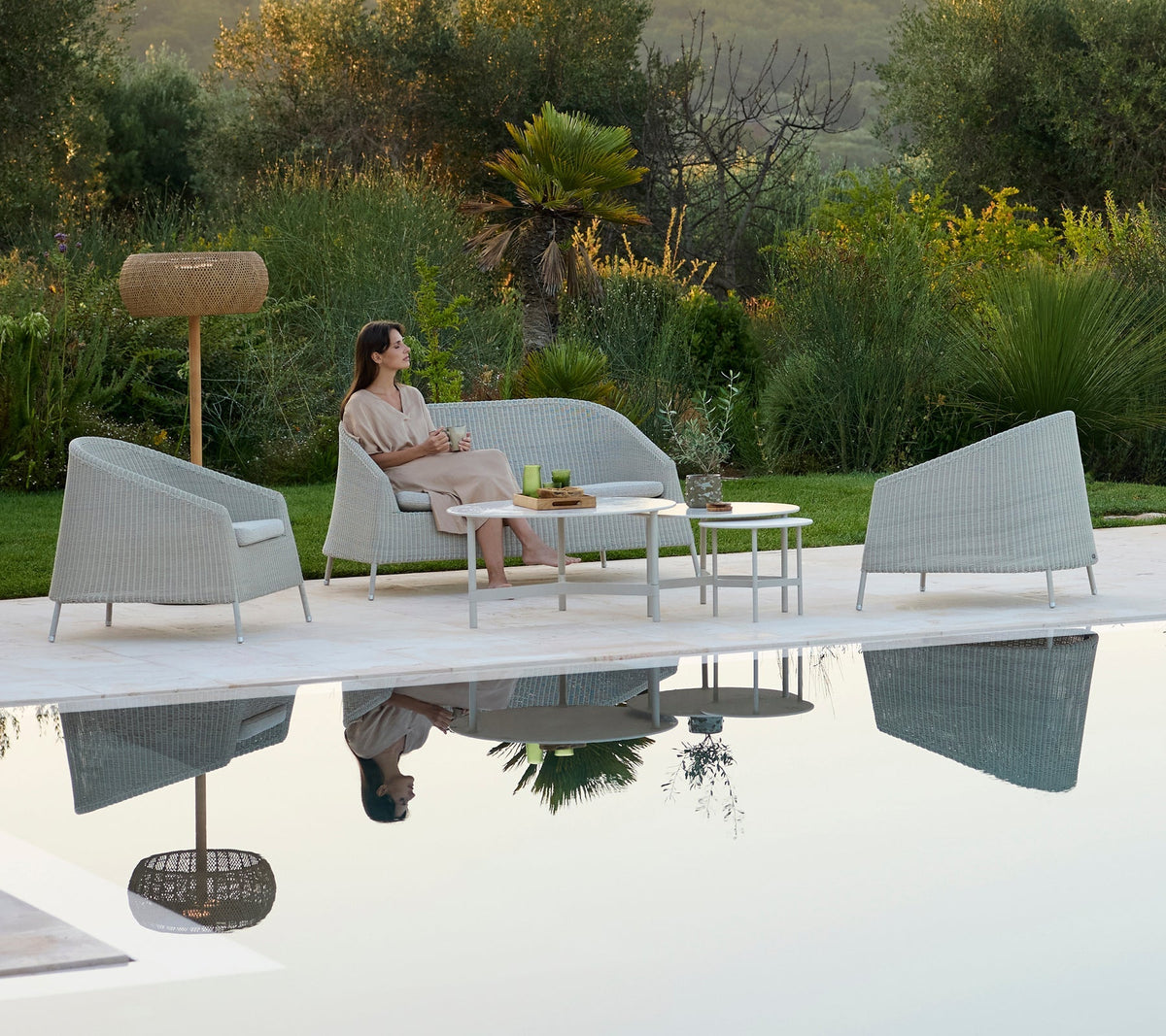 Kingston lounge chair outdoor setting by Cane-line