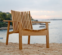 Kingston sunchair with wheels lifestyle image by Cane-line