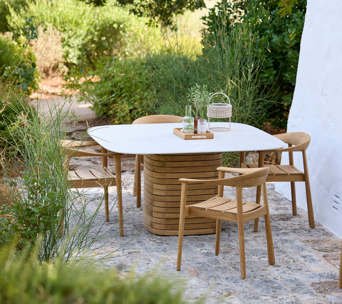 Mellow dining lifestyle