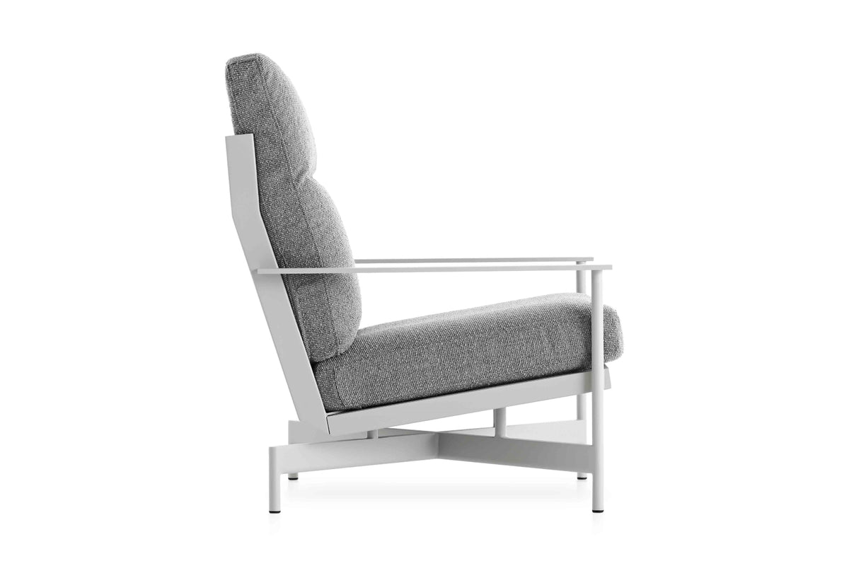 Onde Club Armchair