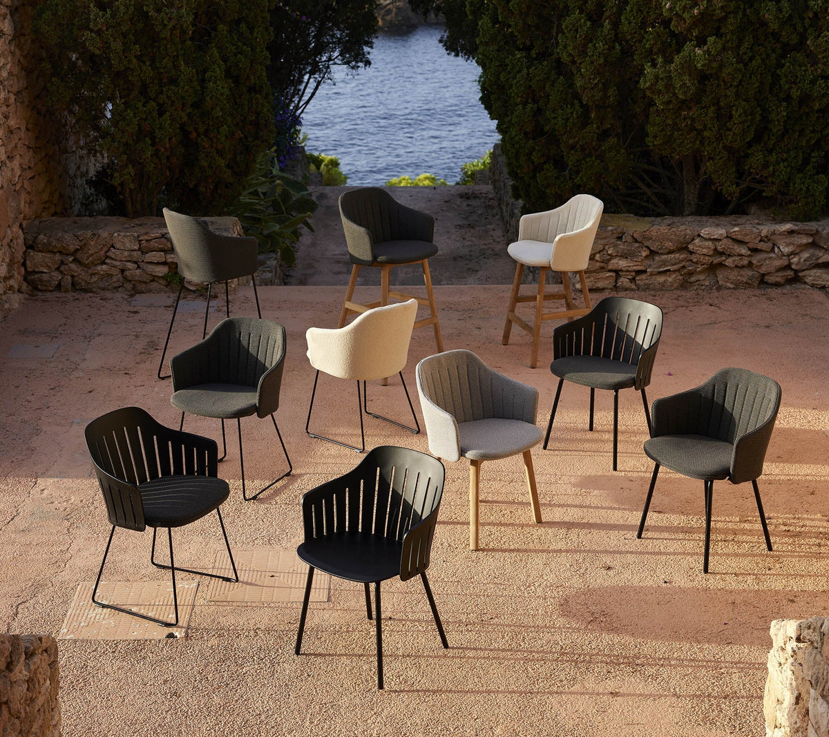 Choice collection outdoor setting by Cane-line