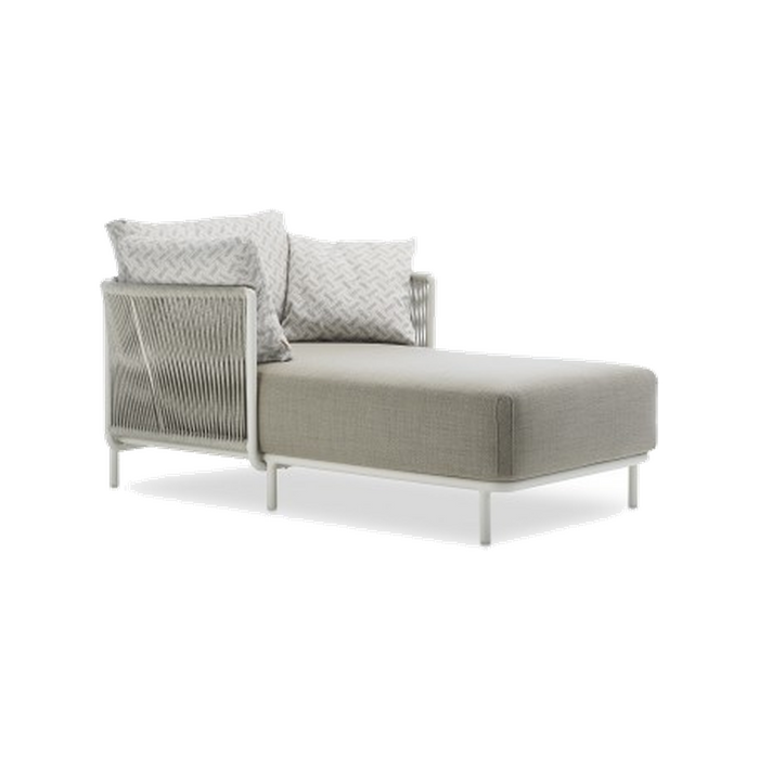 Queen Chaise Longue by Roberti