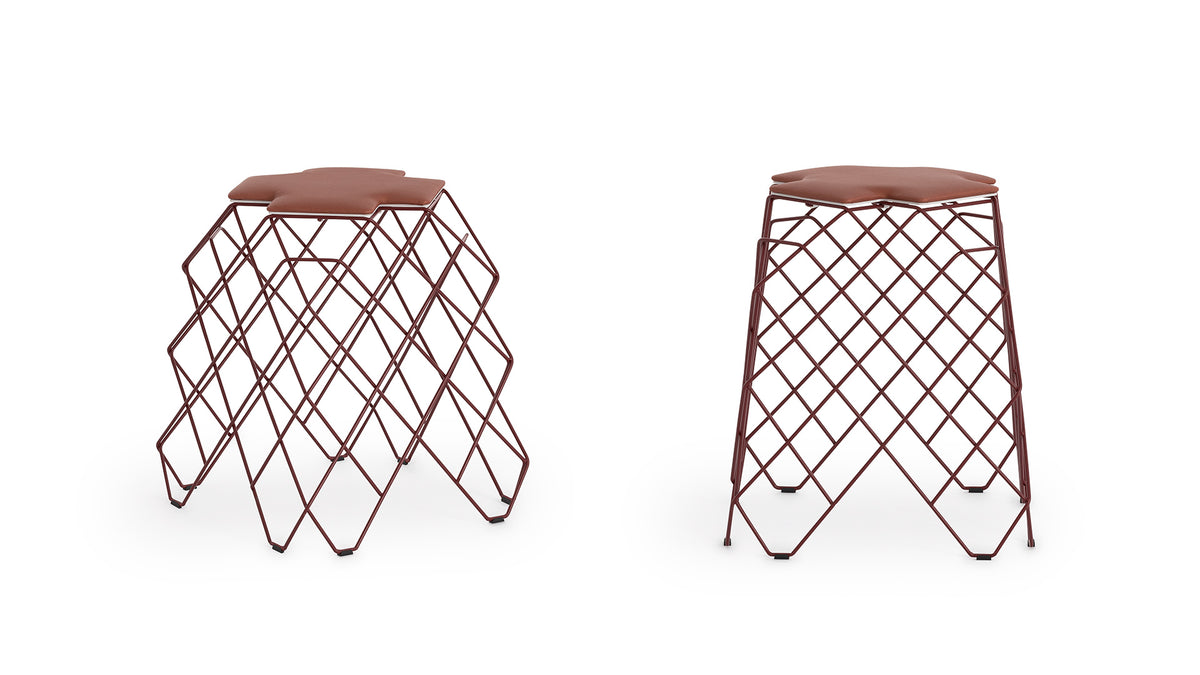 R24 Low stool