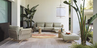 Roberti Armàn pouf with lounge seating and coffee tables