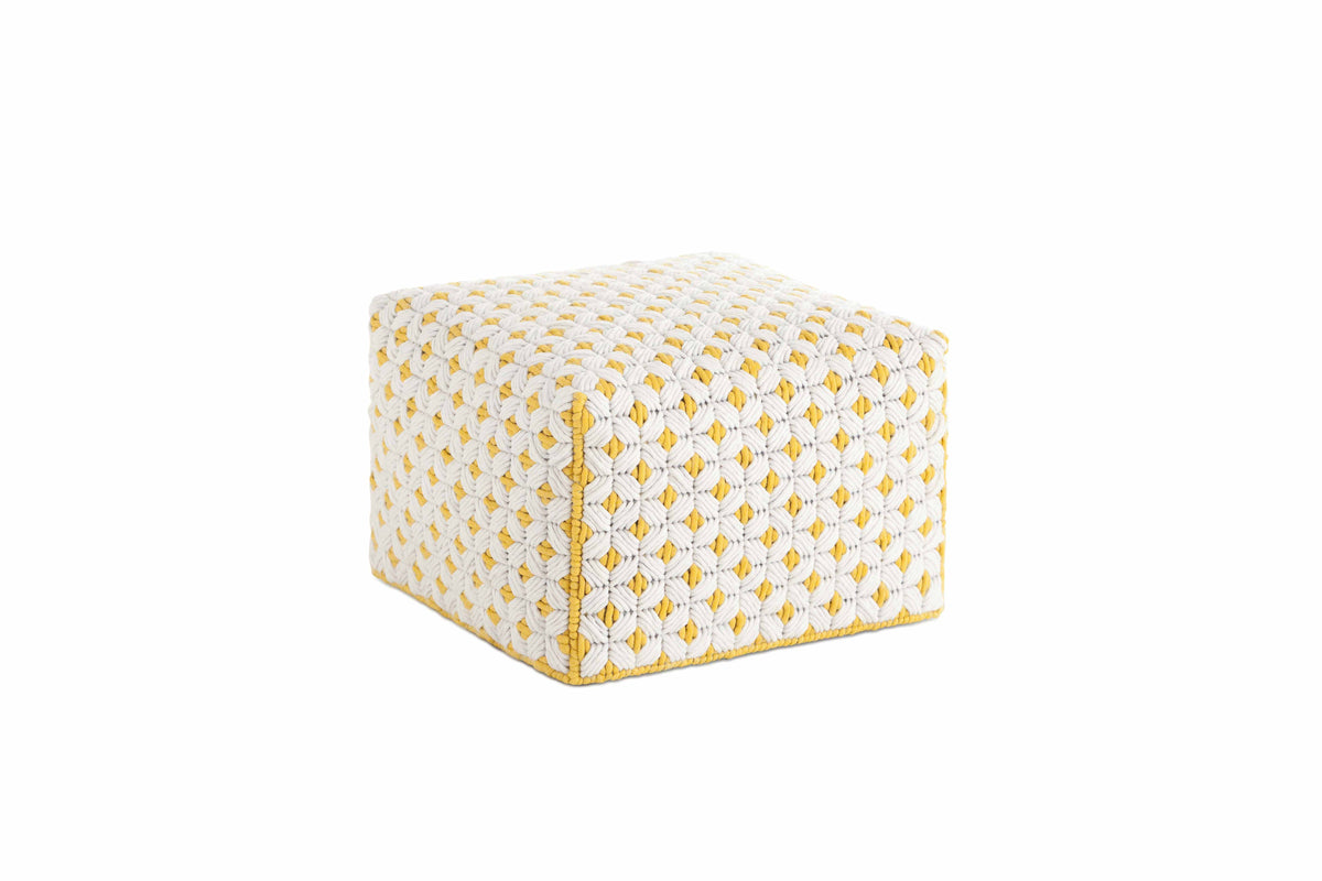 Silaï Poufs