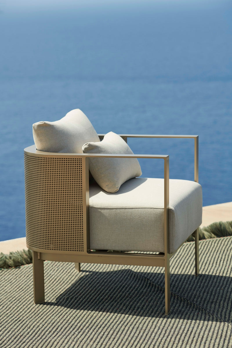 Solanas Club Armchair