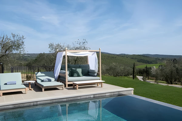 Jeko Canopy Sofa