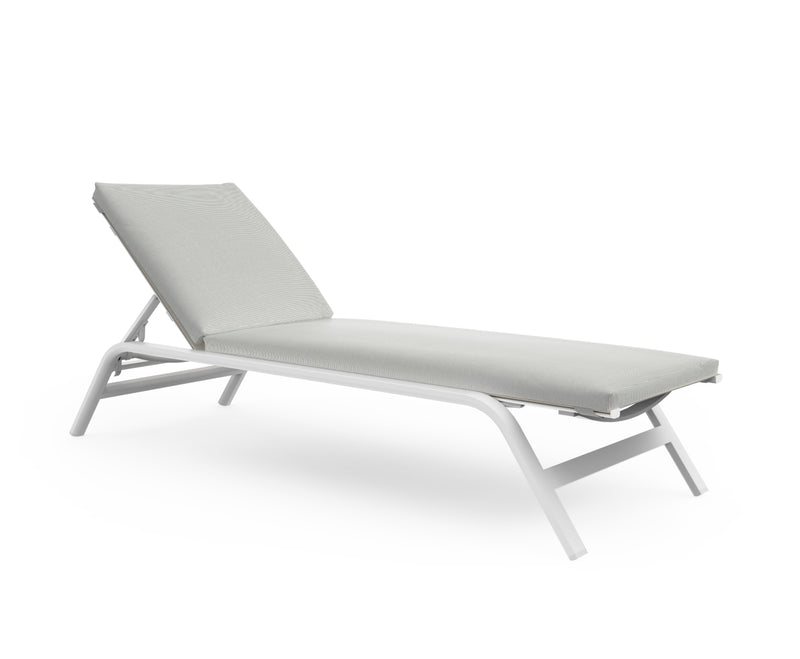 Stack Chaise lounge