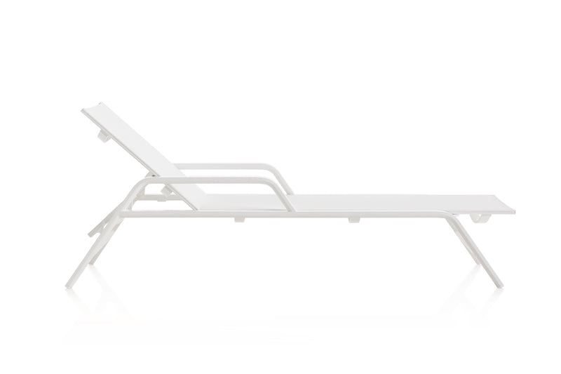 Stack Chaise lounge with arms