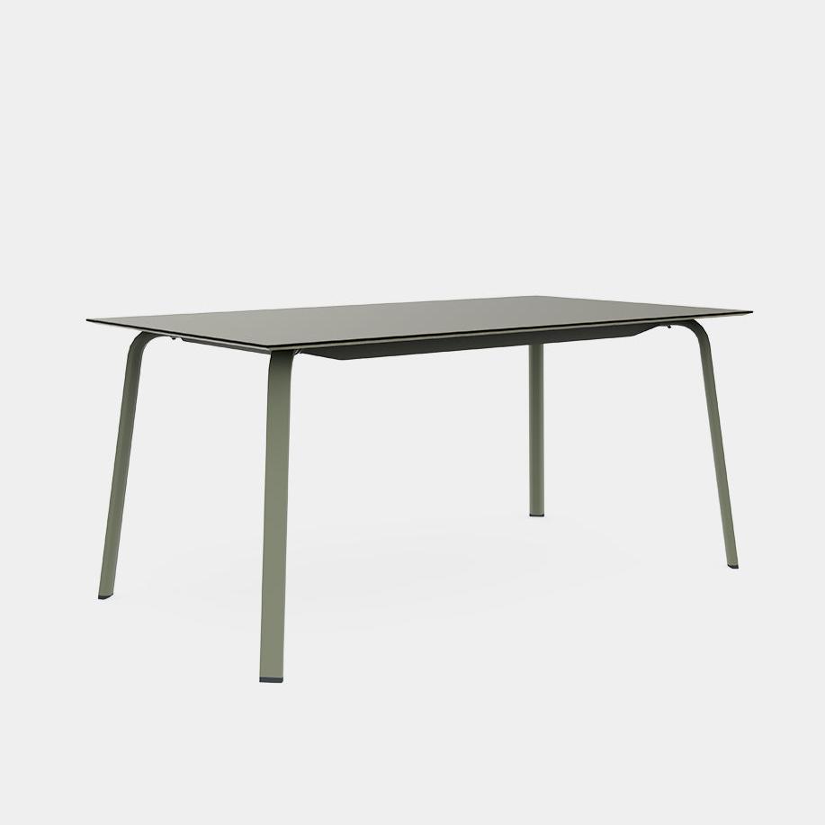 Stack Dining table 160