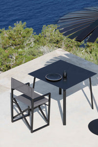 Stack Dining table 90