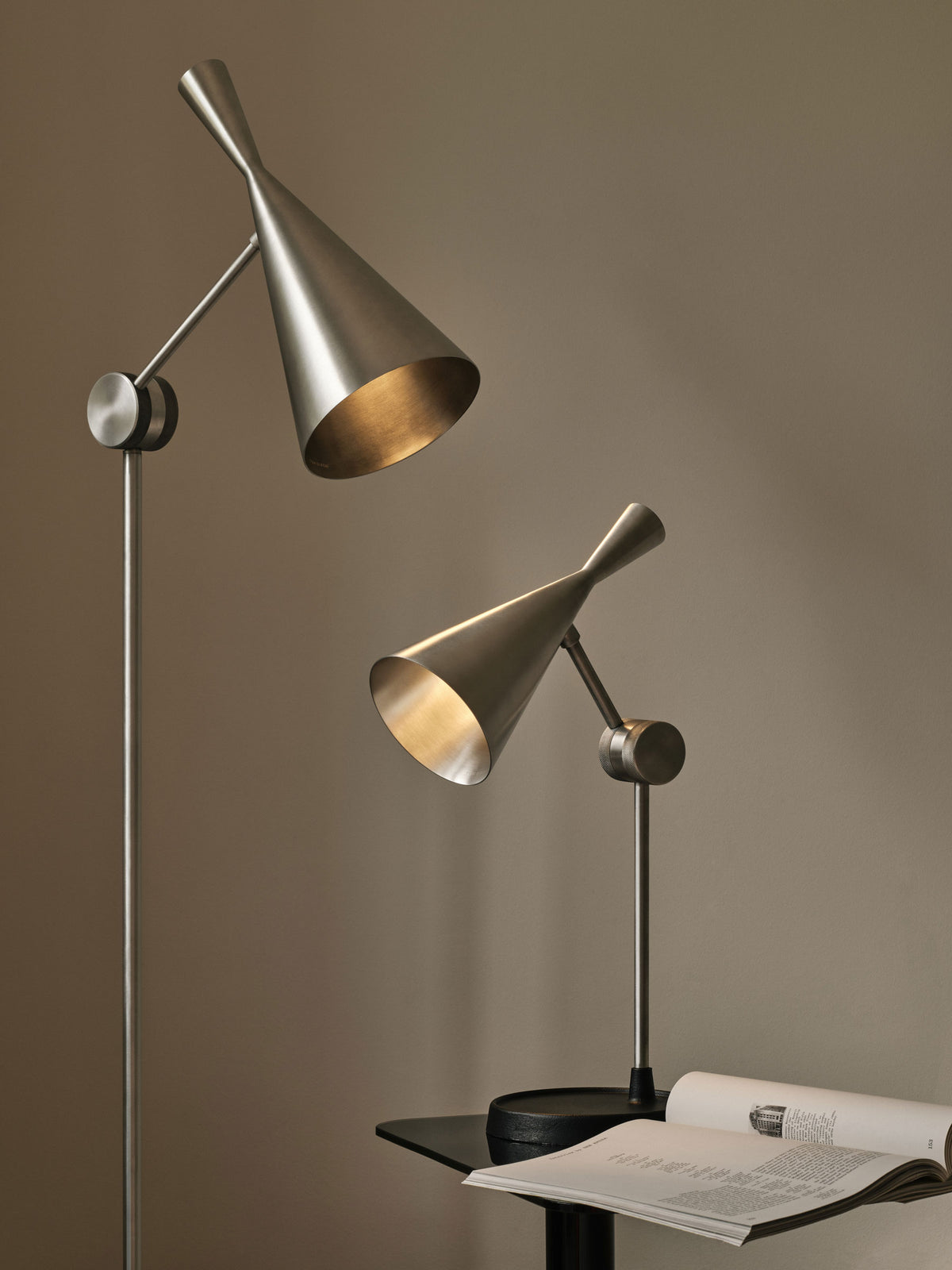 Tom Dixon Unbeaten Table Light official detail view