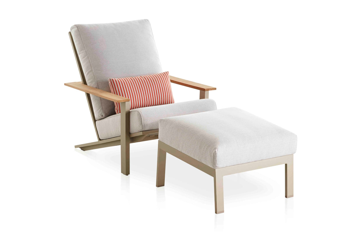 Timeless Relax Club Armchair