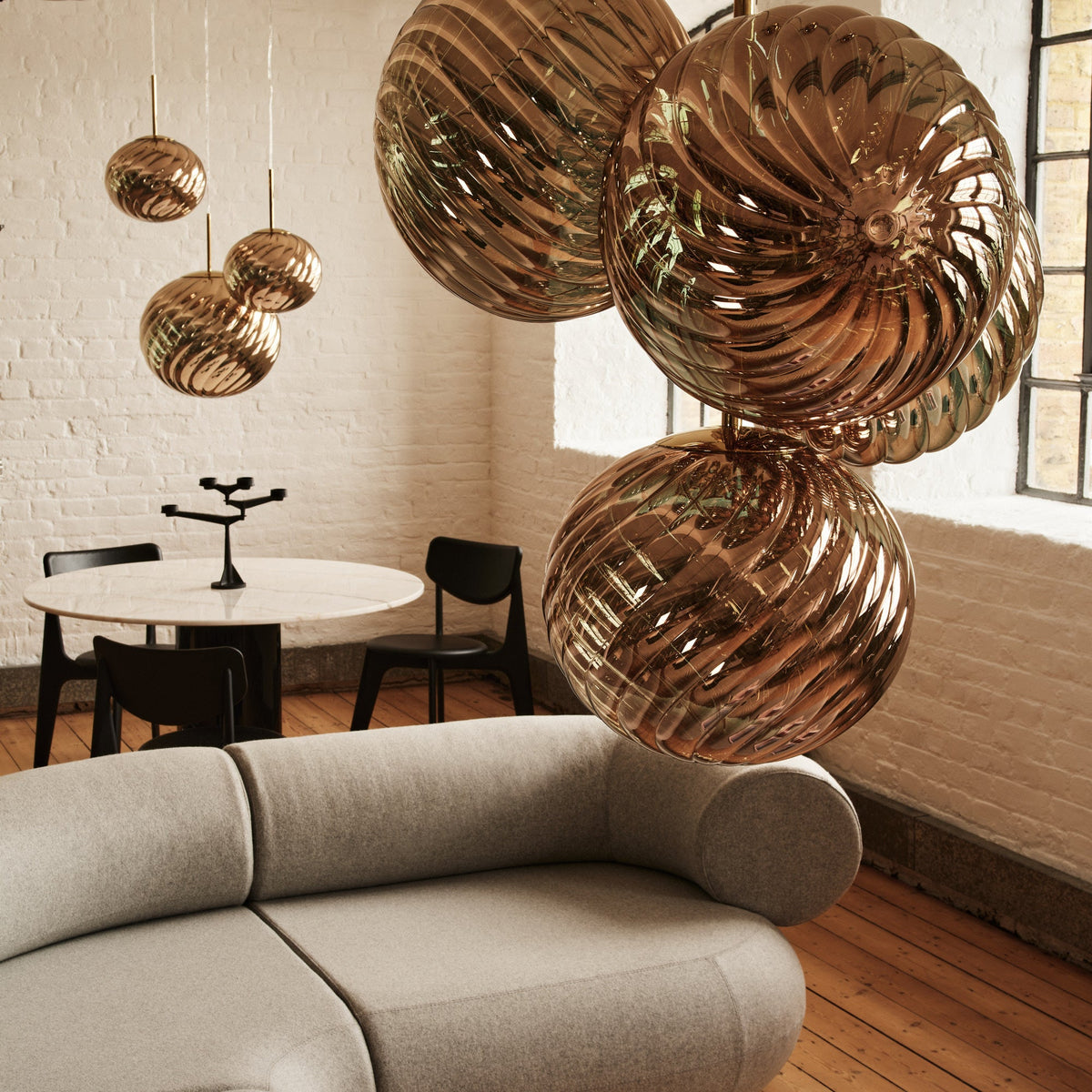 Tom Dixon Whirl pendant family official interior view