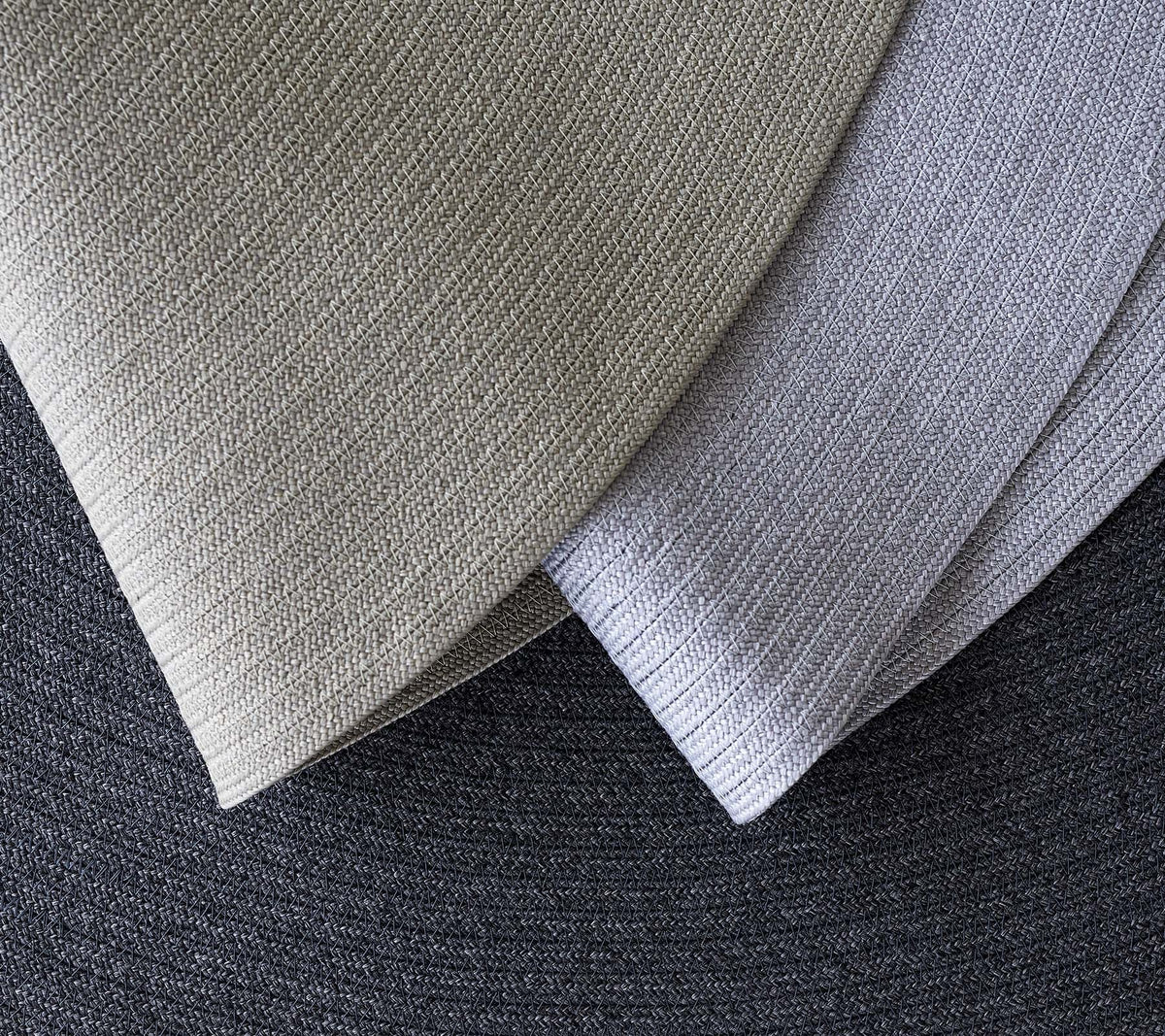 Circle rug color lifestyle image by Cane-line
