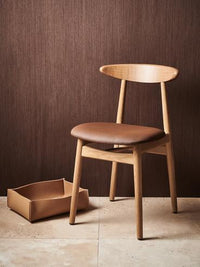 Vincent Sheppard Teo Dining Chair lifestyle photograph