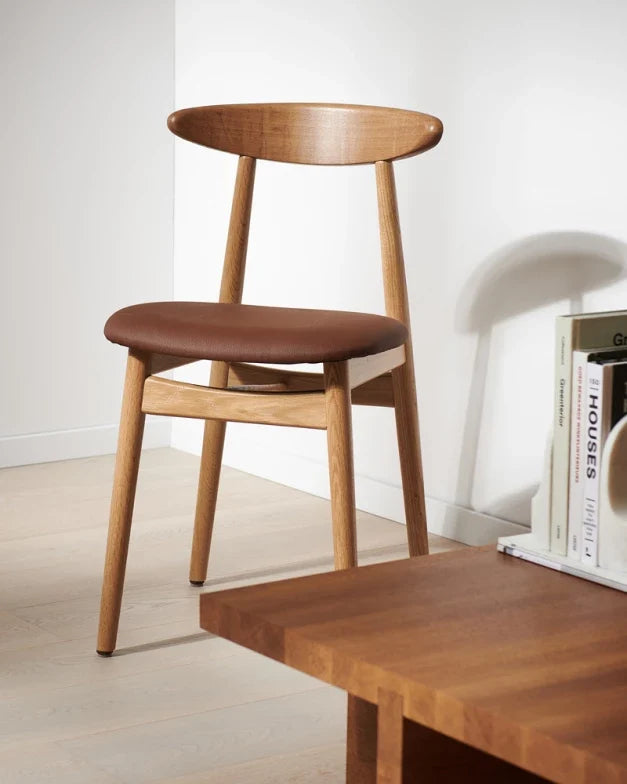 Vincent Sheppard Teo Dining Chair lifestyle photograph