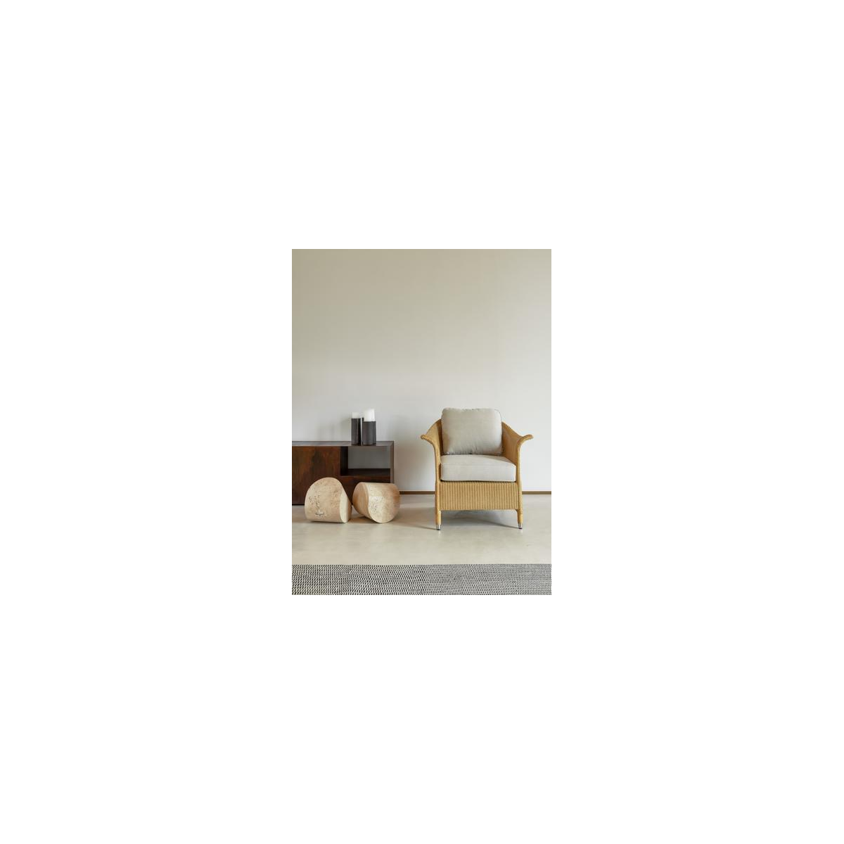 Vincent Sheppard Victor Lounge Chair original product photograph